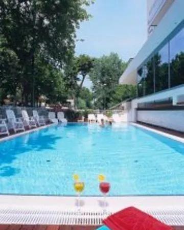 Alisei Palace 4* Rimini
