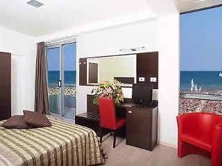 Alisei Palace リミニ